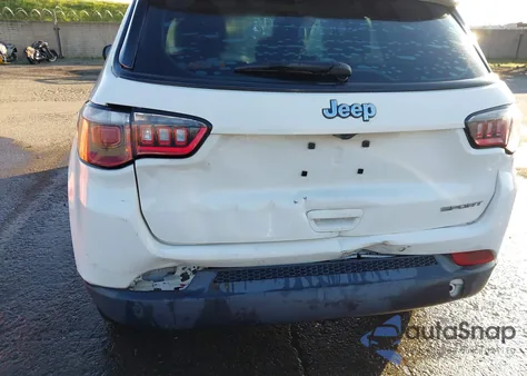 2018 Jeep Compass Sport Fwd z USA, uszkodzony, nr VIN 3C4NJCAB8JT488283